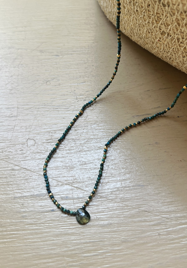 UNTITLEDEDITION VERMEIL GOLD “ANGURIA” GREEN NECKLACE