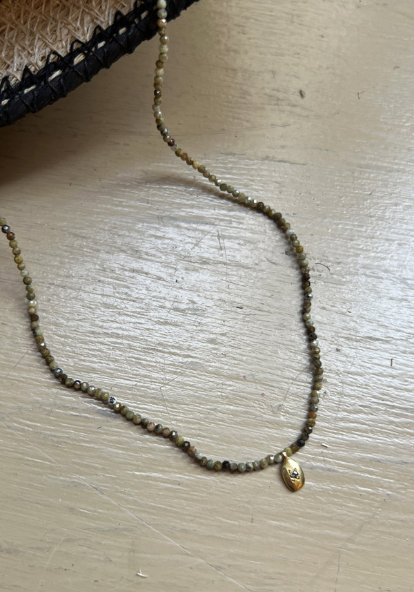 UNTITLEDEDITION VERMEIL GOLD "METEORA" GREEN GARNET & DIAMOND NECKLACE - Image 2