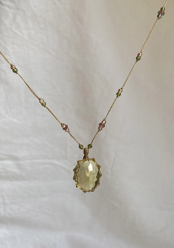SHARING “LONG TIBETAN NECKLACE” LEMON TOPAZE #106